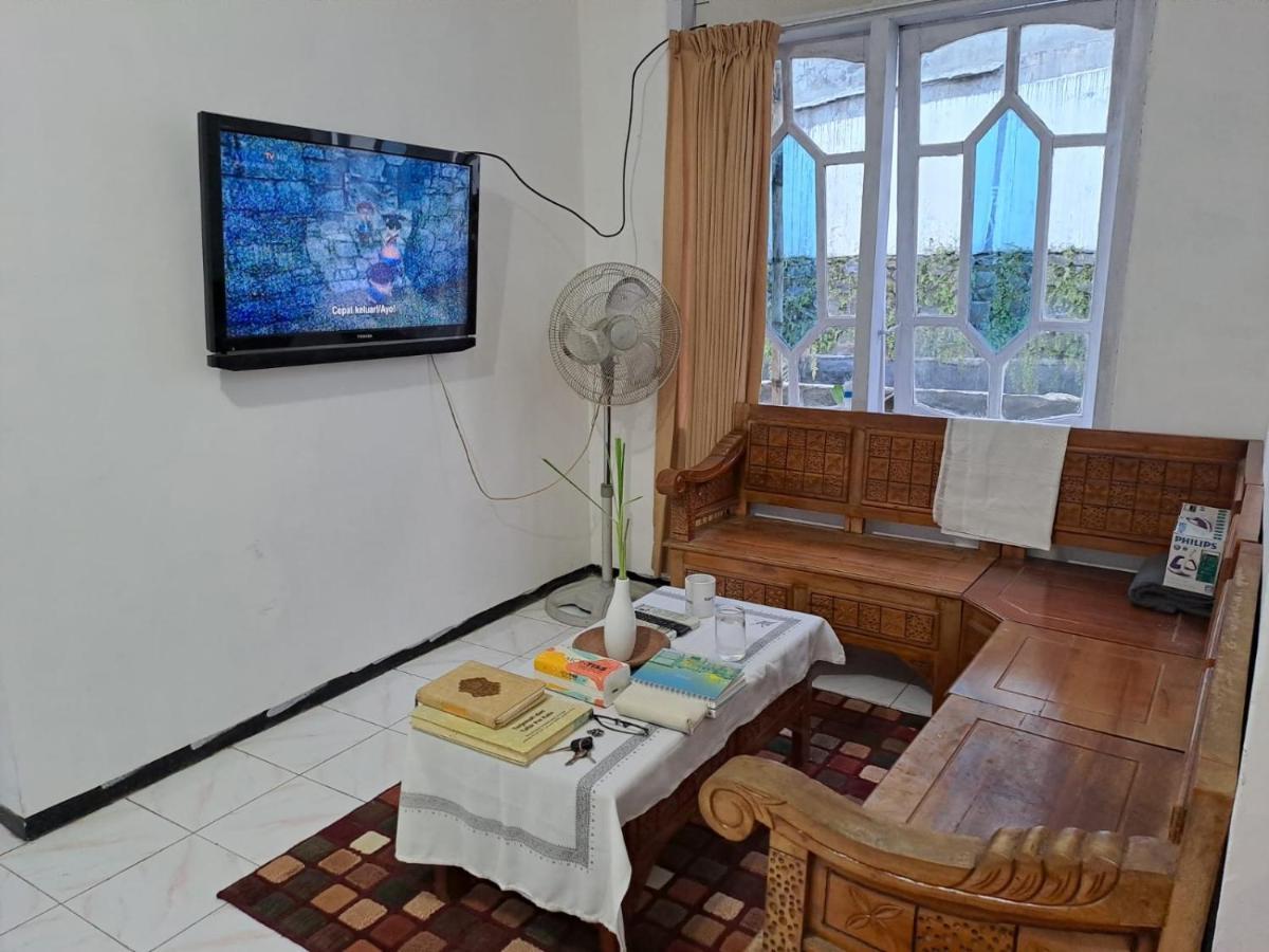 Indo Homestay Malang Zewnętrze zdjęcie